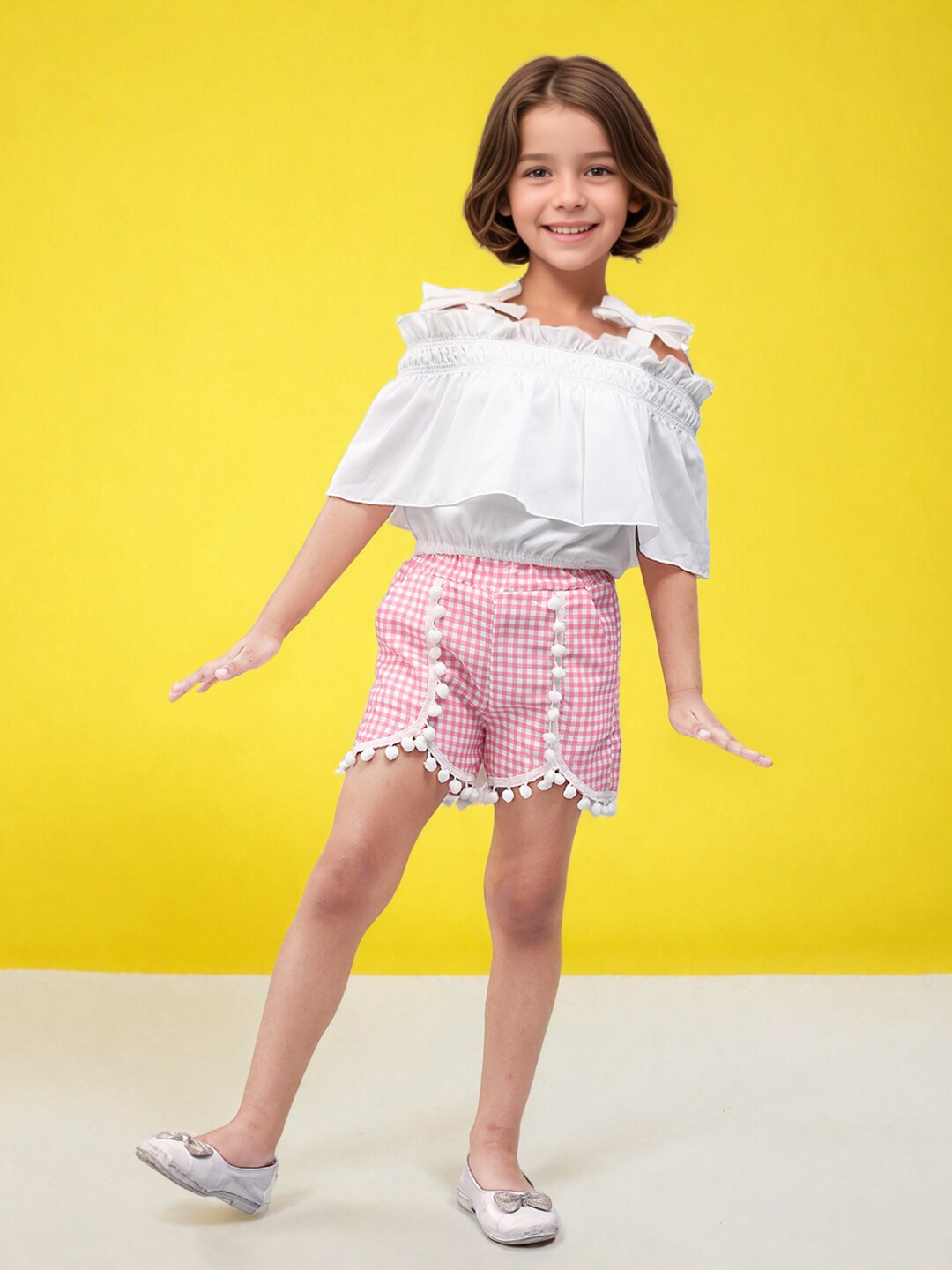 

Toonyport Girls Printed Top with Shorts, White