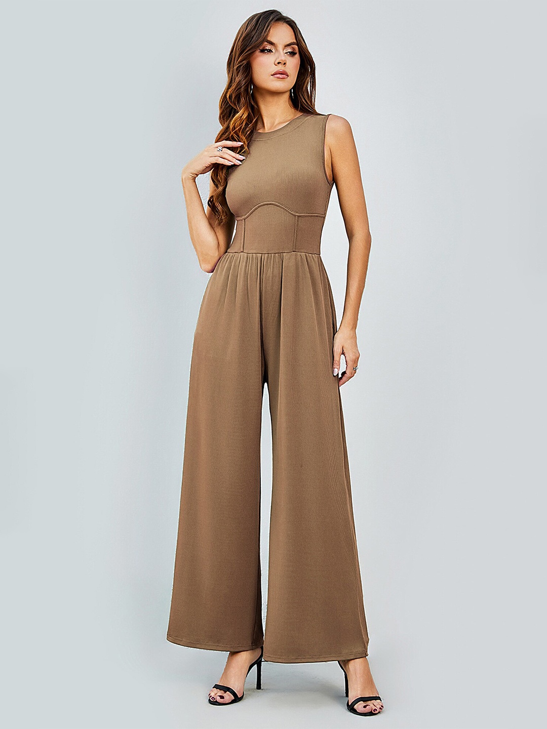 

LULU & SKY Basic Jumpsuit, Khaki