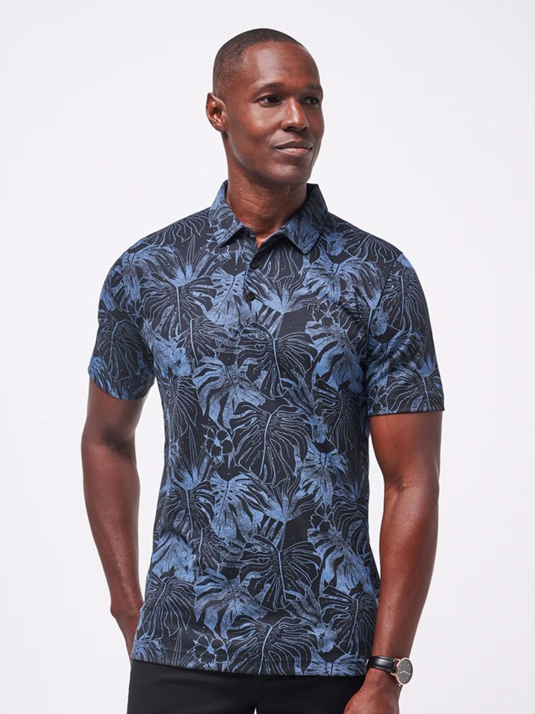 

TRAVIS MATHEW Men Printed Polo Collar Tropical Dri-Blend T-shirt, Black