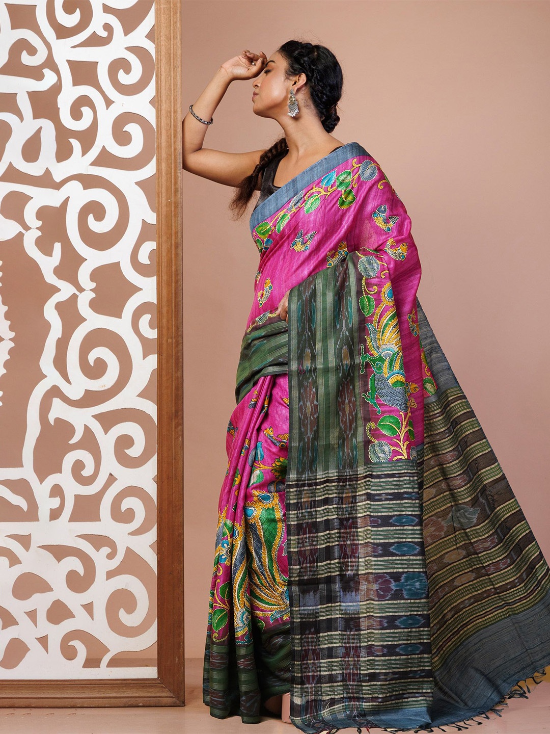 

Unnati Silks Ethnic Motifs Kantha Work Pure Silk Handloom Tussar Saree, Pink