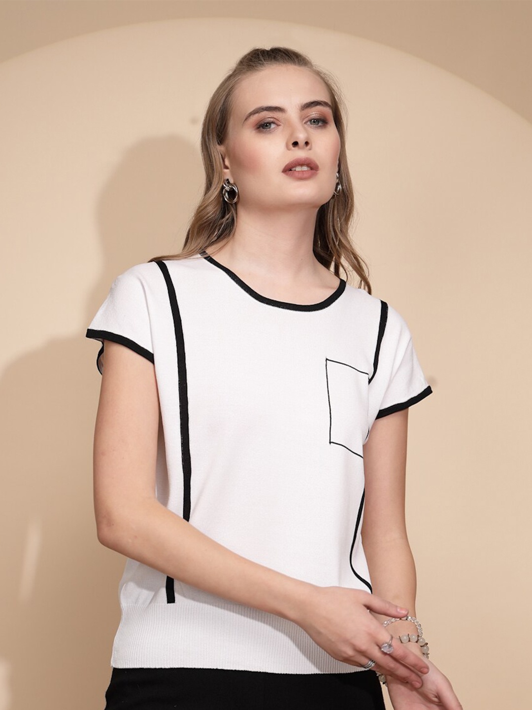 

Global Republic Solid Round Neck Short Sleeves Top, White