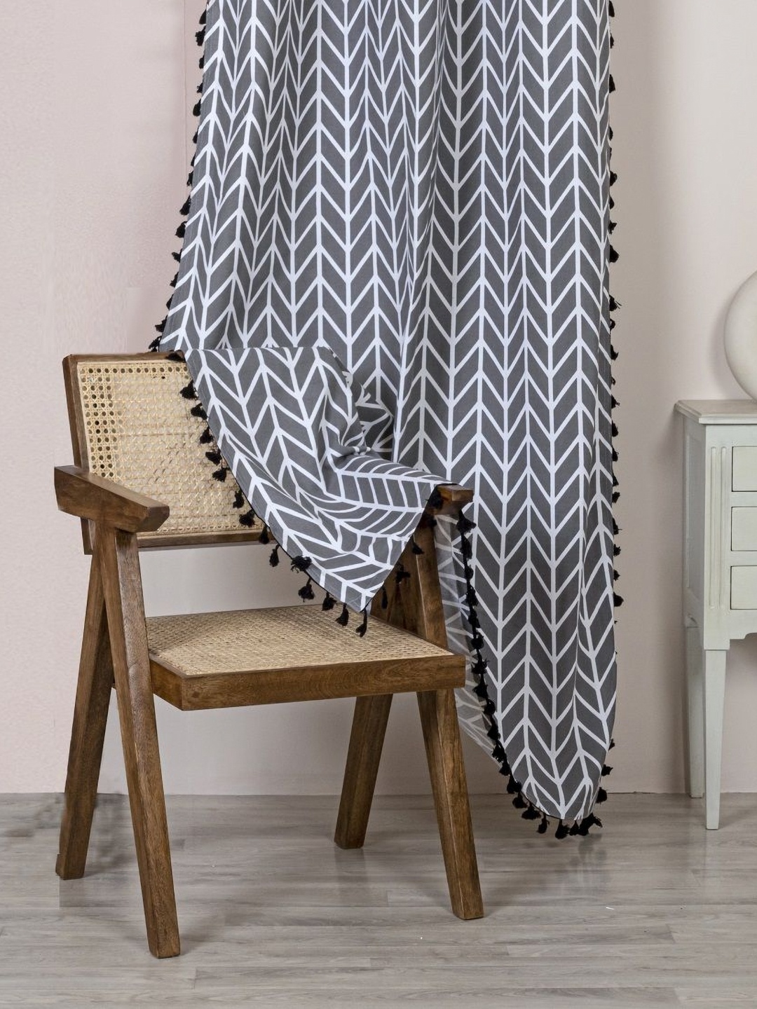 

HOMEMONDE Grey & White Geometric Room Darkening Door Curtain
