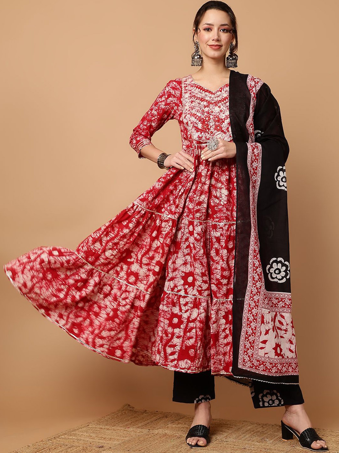

GLAM ROOTS Women Floral Printed Mirror Work Pure Cotton Kurta with Trousers & Dupatta, Red