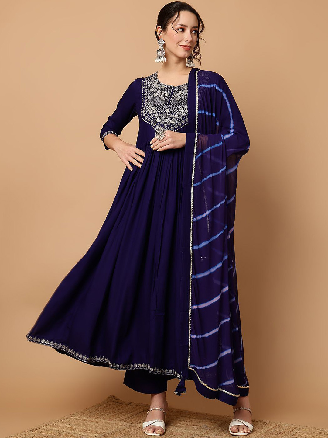 

GLAM ROOTS Women Embroidered Sequinned Empire Kurta with Trousers & Dupatta, Purple