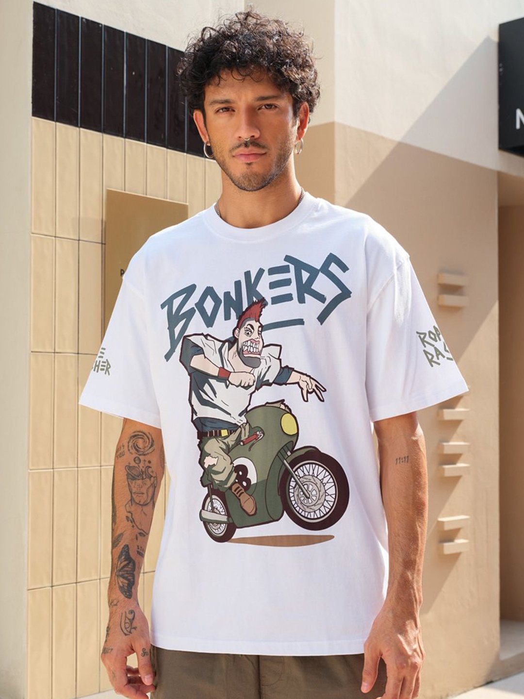 

Bonkers Corner Men Typography Printed Applique T-shirt, White