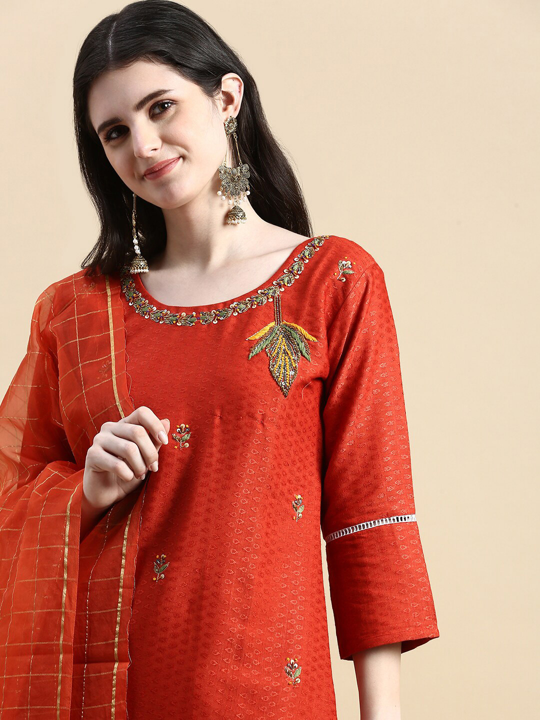 

GRANTH FASHION Emblished Floral Design Kurti, Red