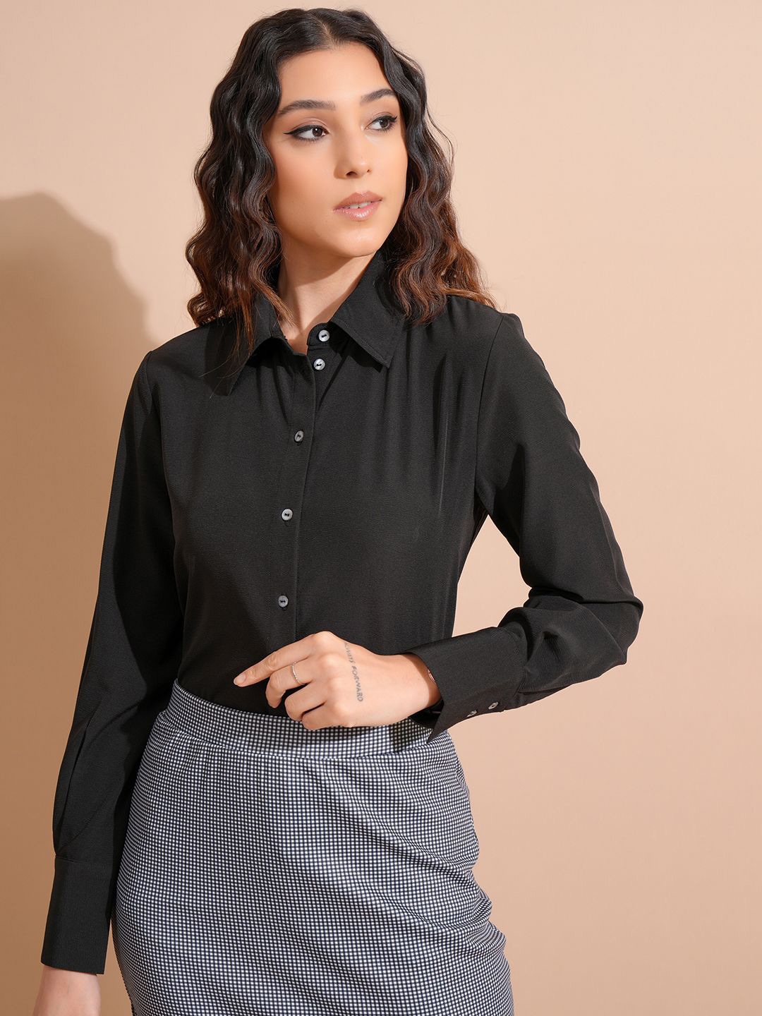 

CHIC BY TOKYO TALKIES Women Textured Solid Casual Shirt, Black