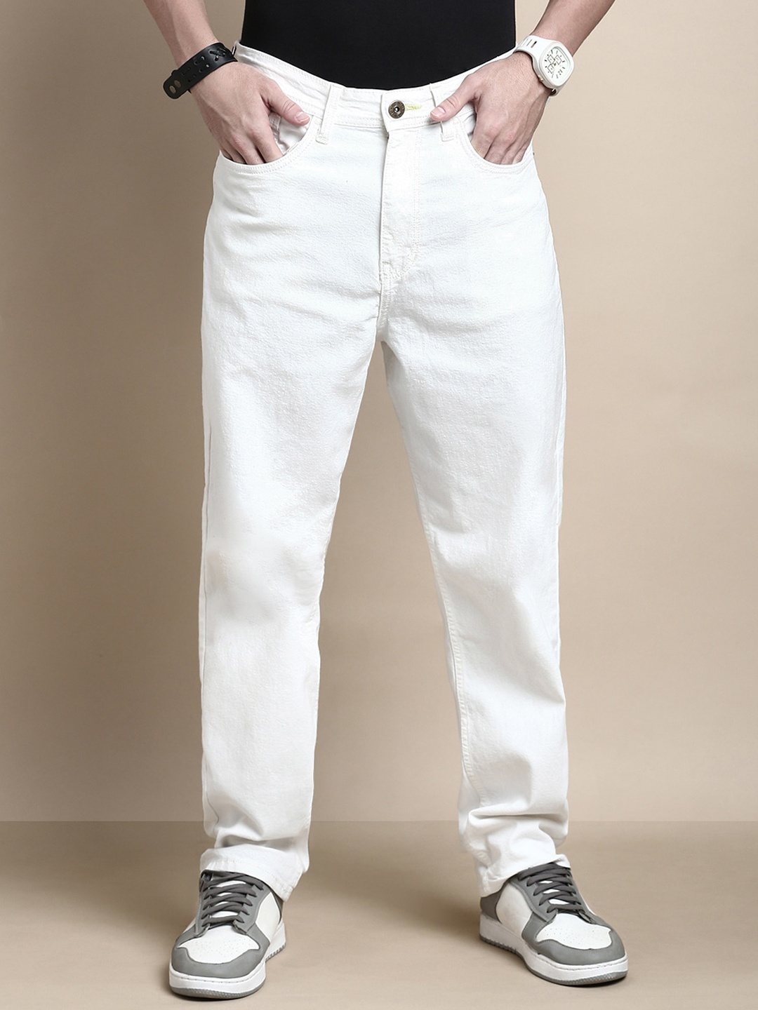 

Chennis Men Mid raise Straight Fit Stretchable Jeans, White