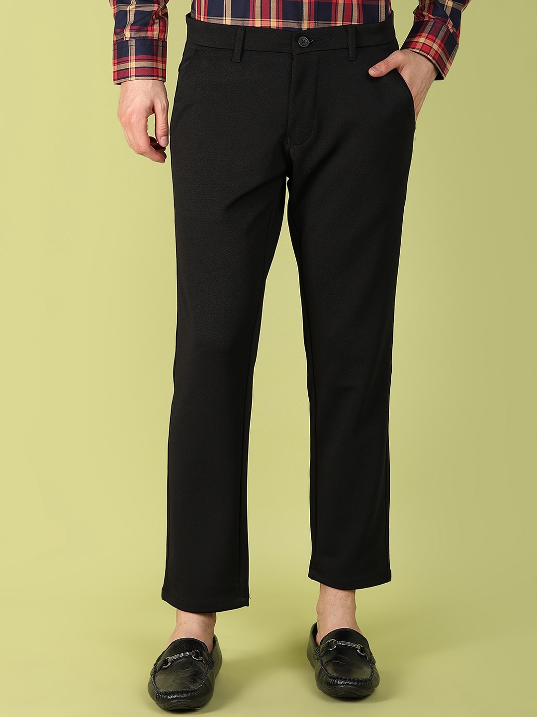 

V-Mart Men Trousers, Black