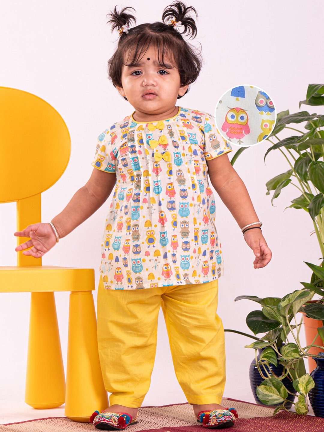 VASTRAMAY Girls Regular Pure Cotton Kurta with Pyjama, White