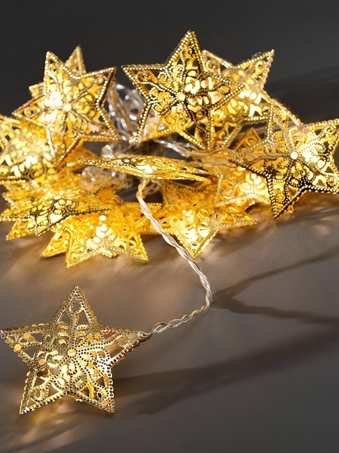 

SPARK WORLD White Textured Star Shaped Metal String Lights