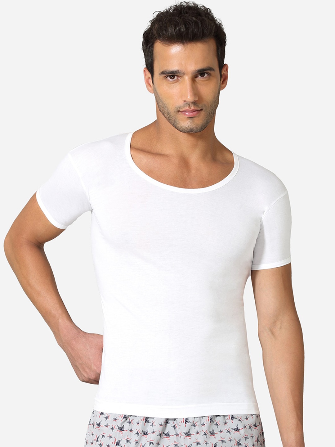 

VStar Pack Of 2 Round Neck Innerwear Vests URBAN-RNS-2PCS-WHITE