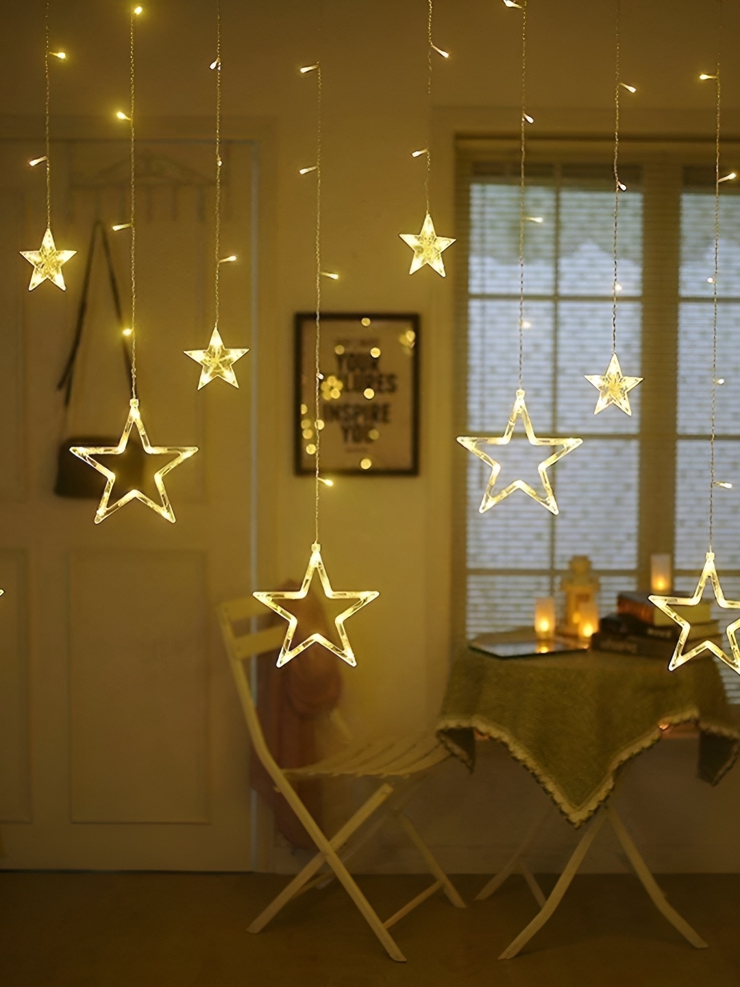 

SPARK WORLD Yellow Star LED String Lights