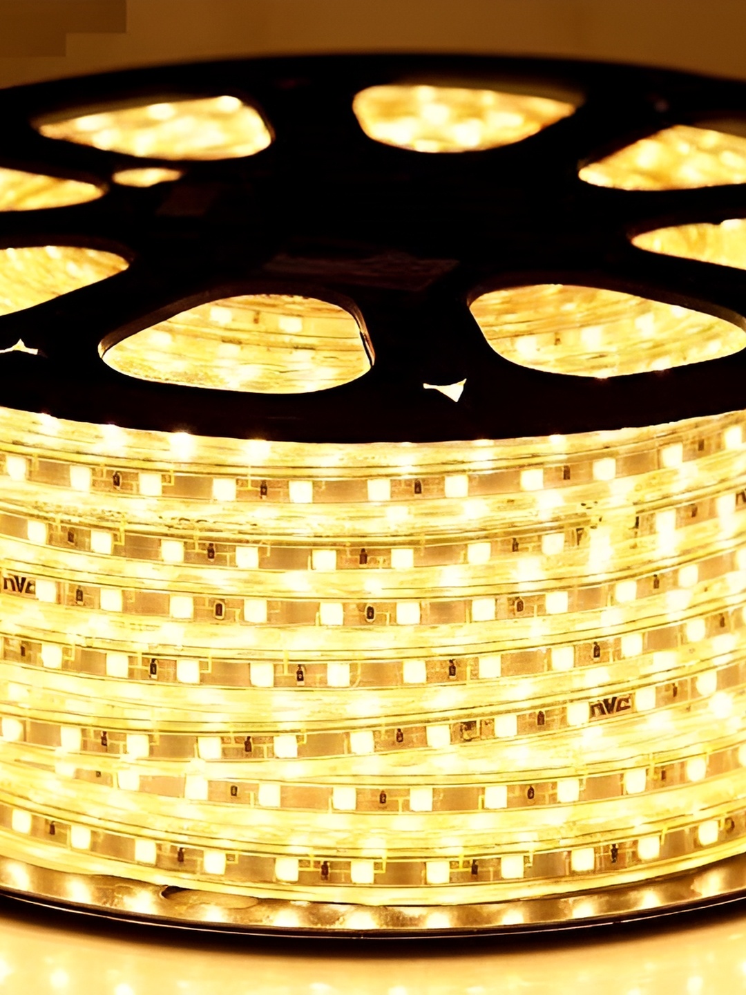 

SPARK WORLD Yellow Rice Shaped String Lights