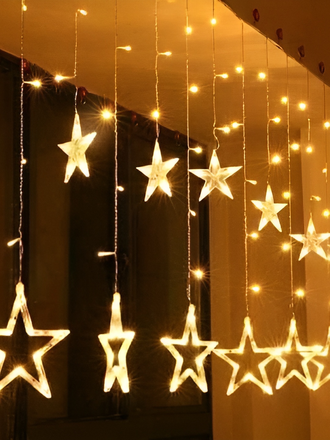 

SPARK WORLD Yellow Star Shaped String Lights