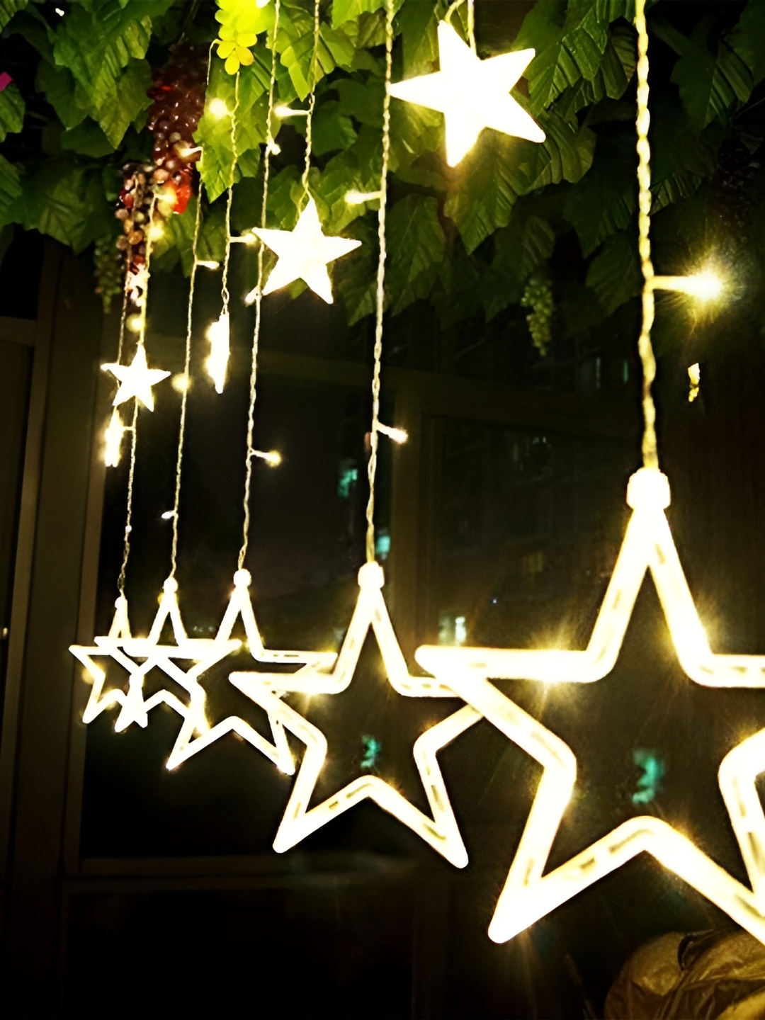

SPARK WORLD Yellow Star Shape String Lights