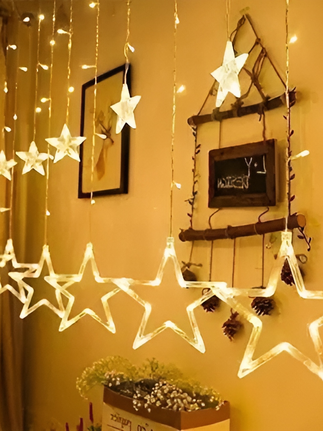 

SPARK WORLD 16 Yellow Star Shaped LED String Lights