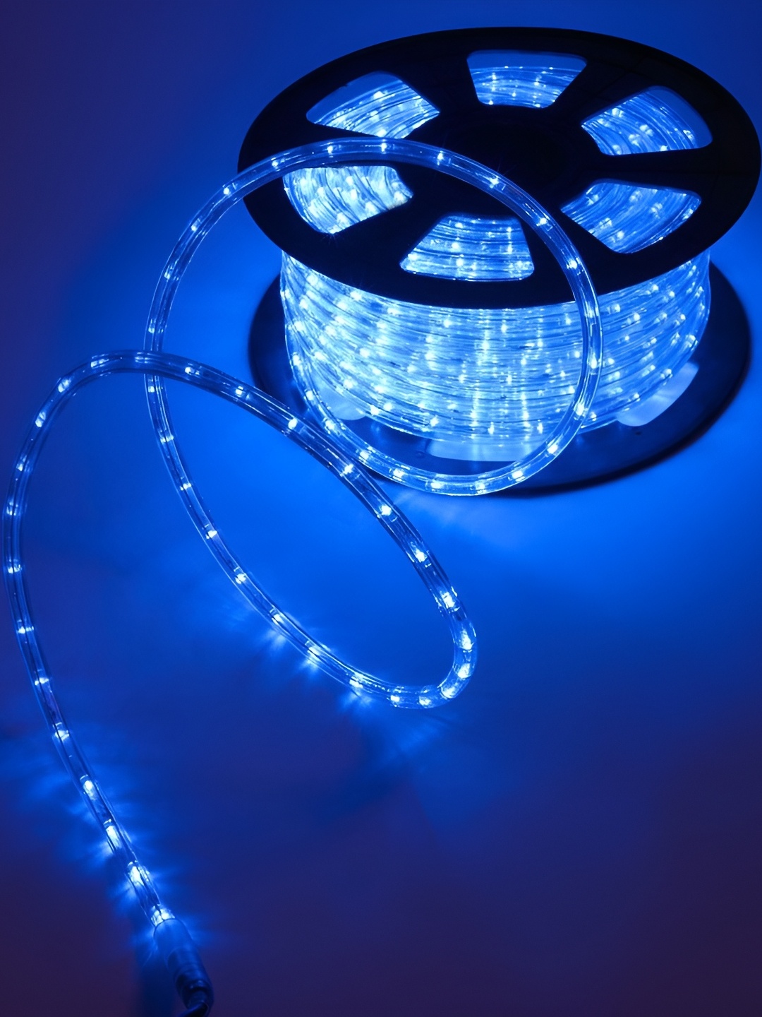 

SPARK WORLD Blue Rice Shape Rope String Lights