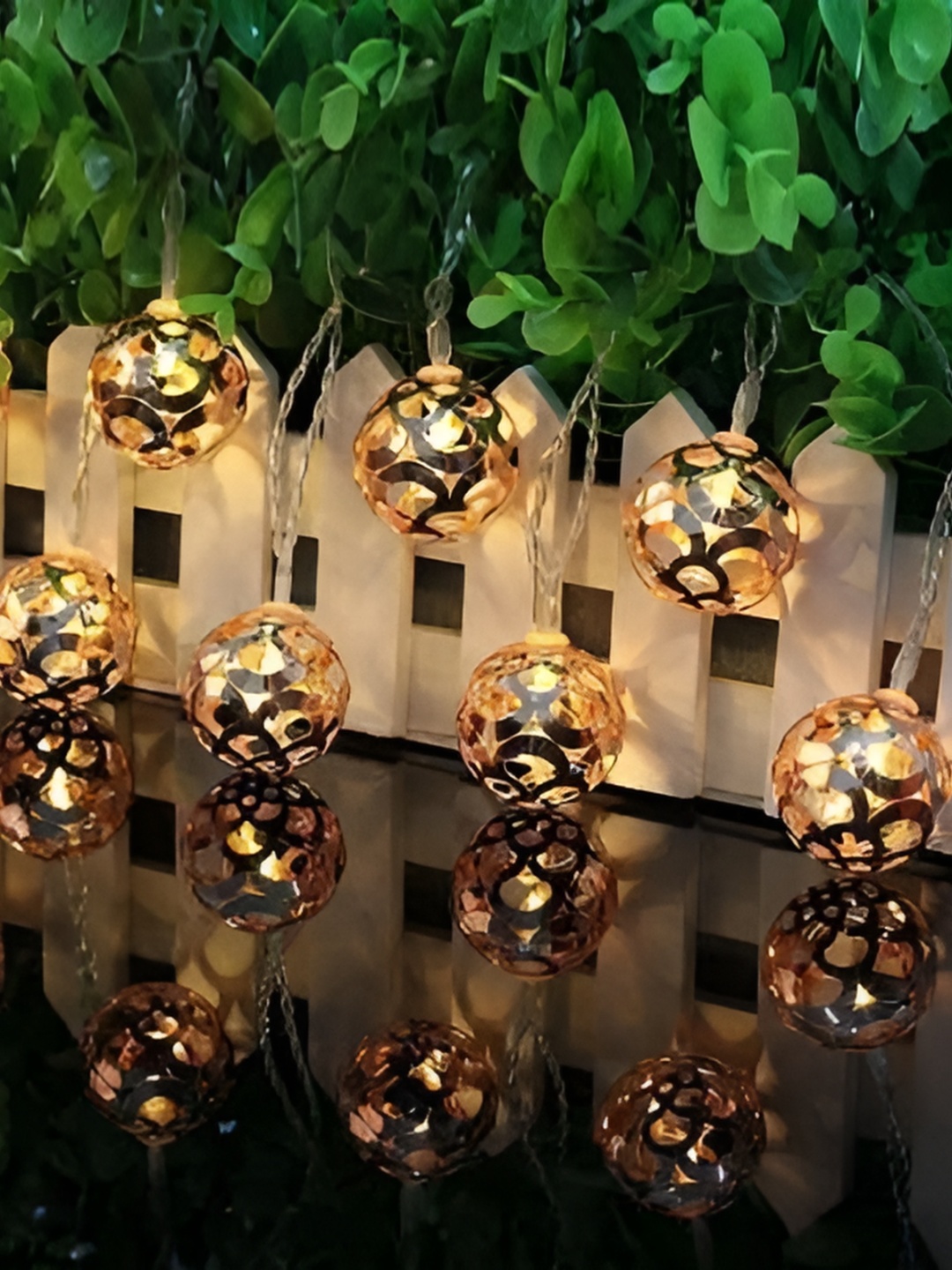 

SPARK WORLD Yellow Metal Ball LED String Light