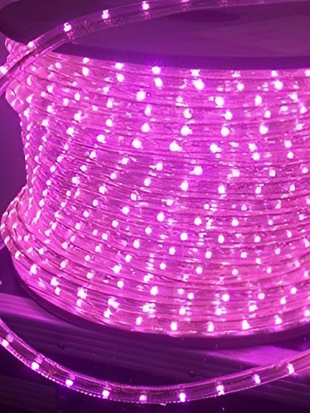 

SPARK WORLD Pink Rice Shaped String Lights
