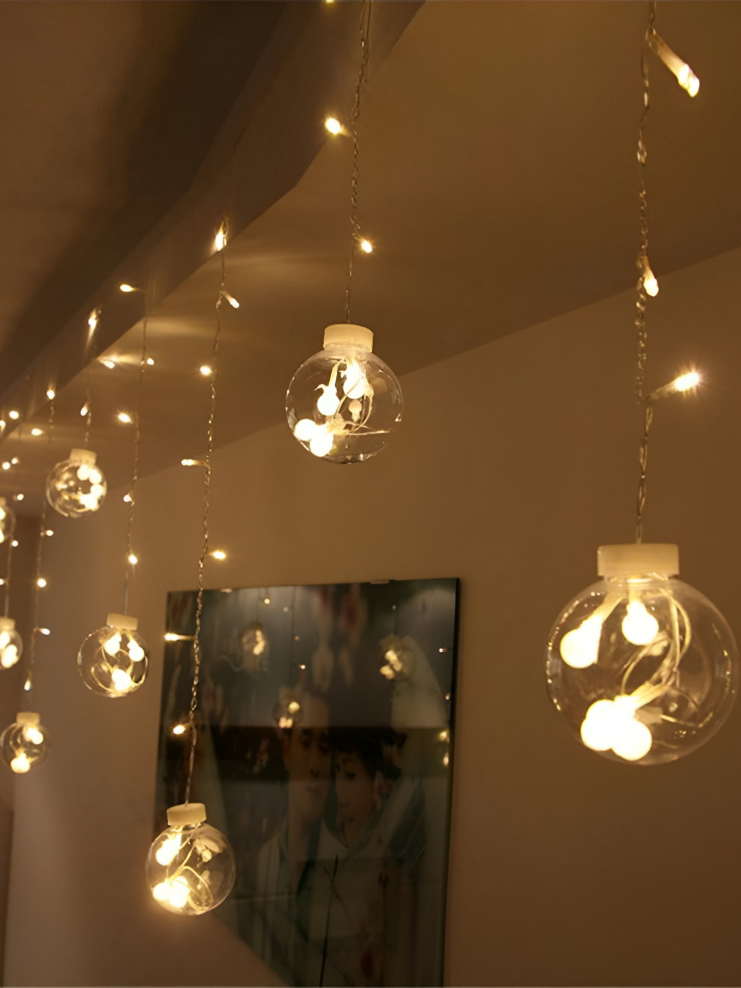 

SPARK WORLD Yellow Ball Shape String Lights