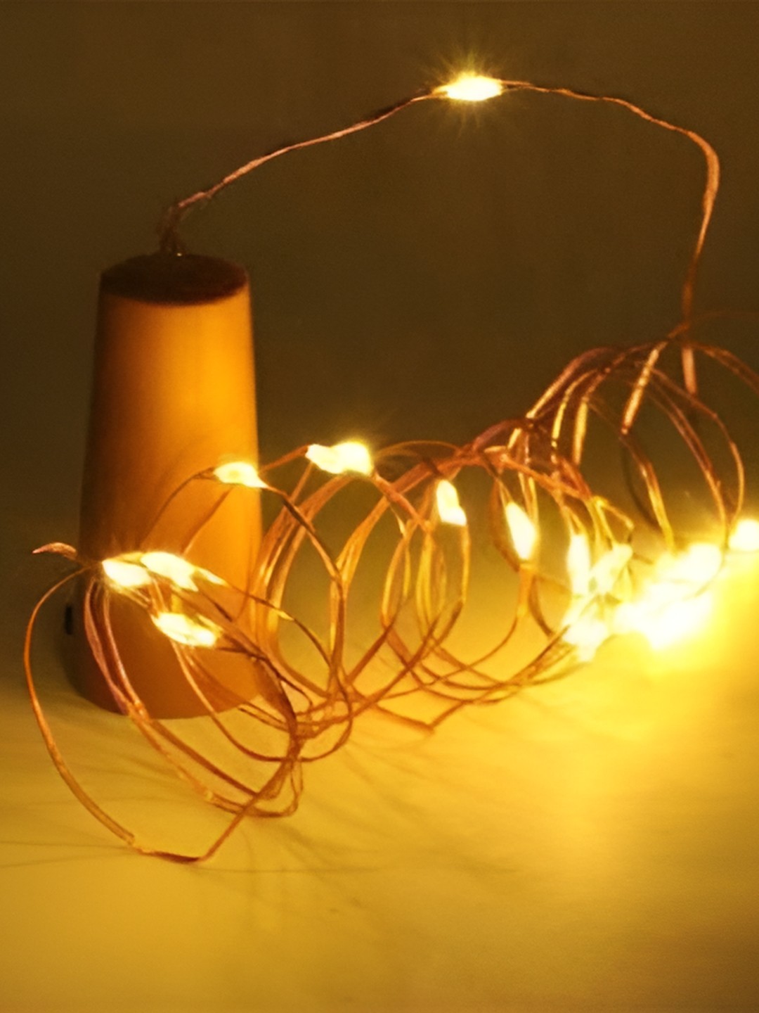 

SPARK WORLD Yellow Rice Shaped String Lights