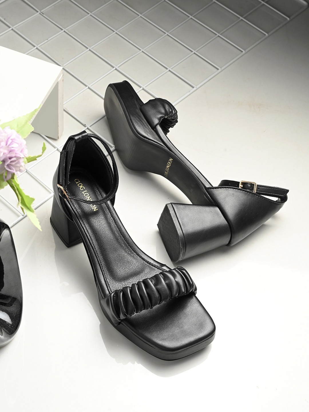 

CLOG LONDON Women Block heels Sandals, Black
