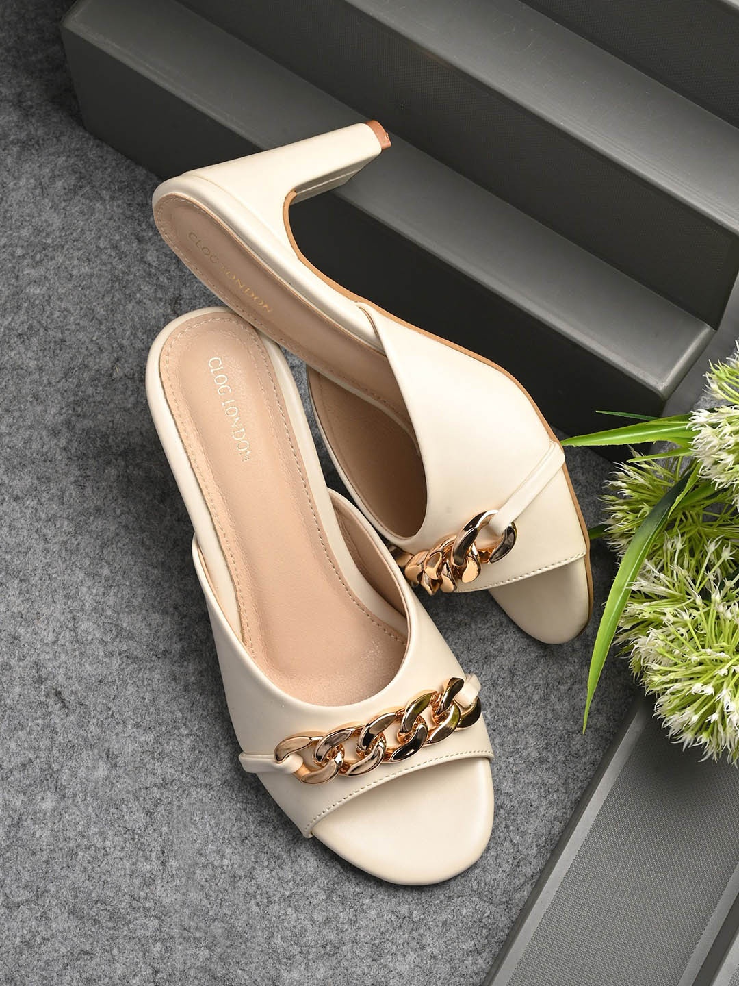 

CLOG LONDON Embellished Block Heeled Pumps, Beige