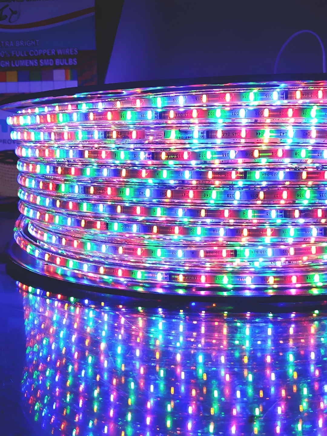 

SPARK WORLD Blue Rice-Shaped String Lights
