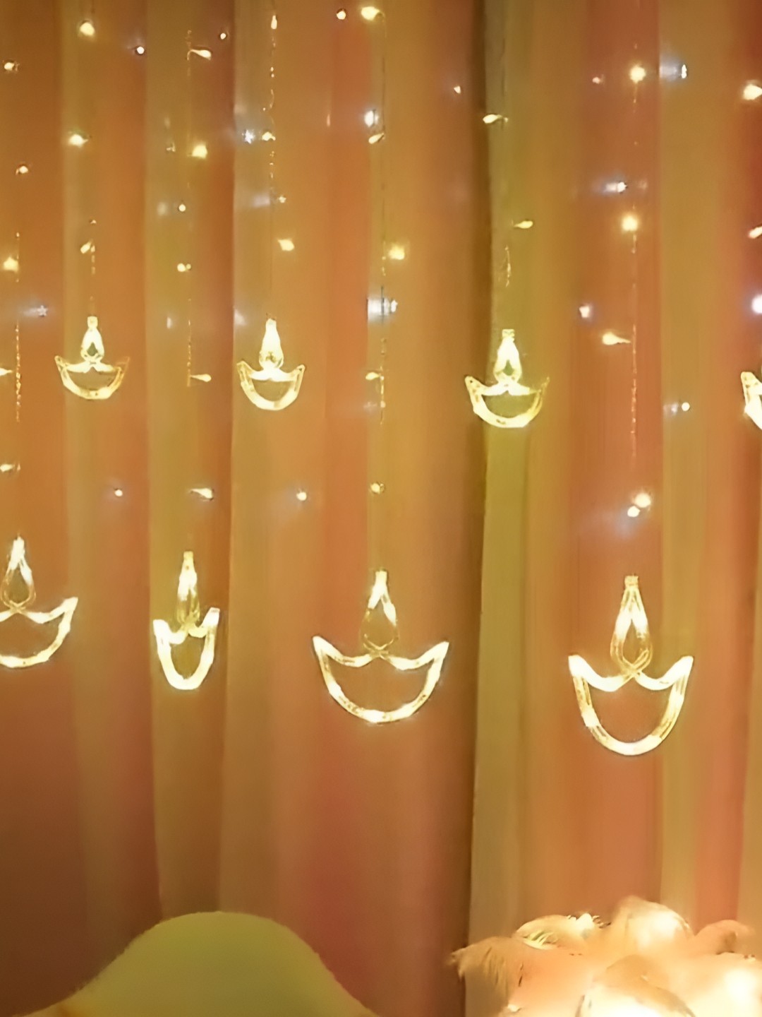 

SPARK WORLD Yellow Moon Shaped Bulb String Lights
