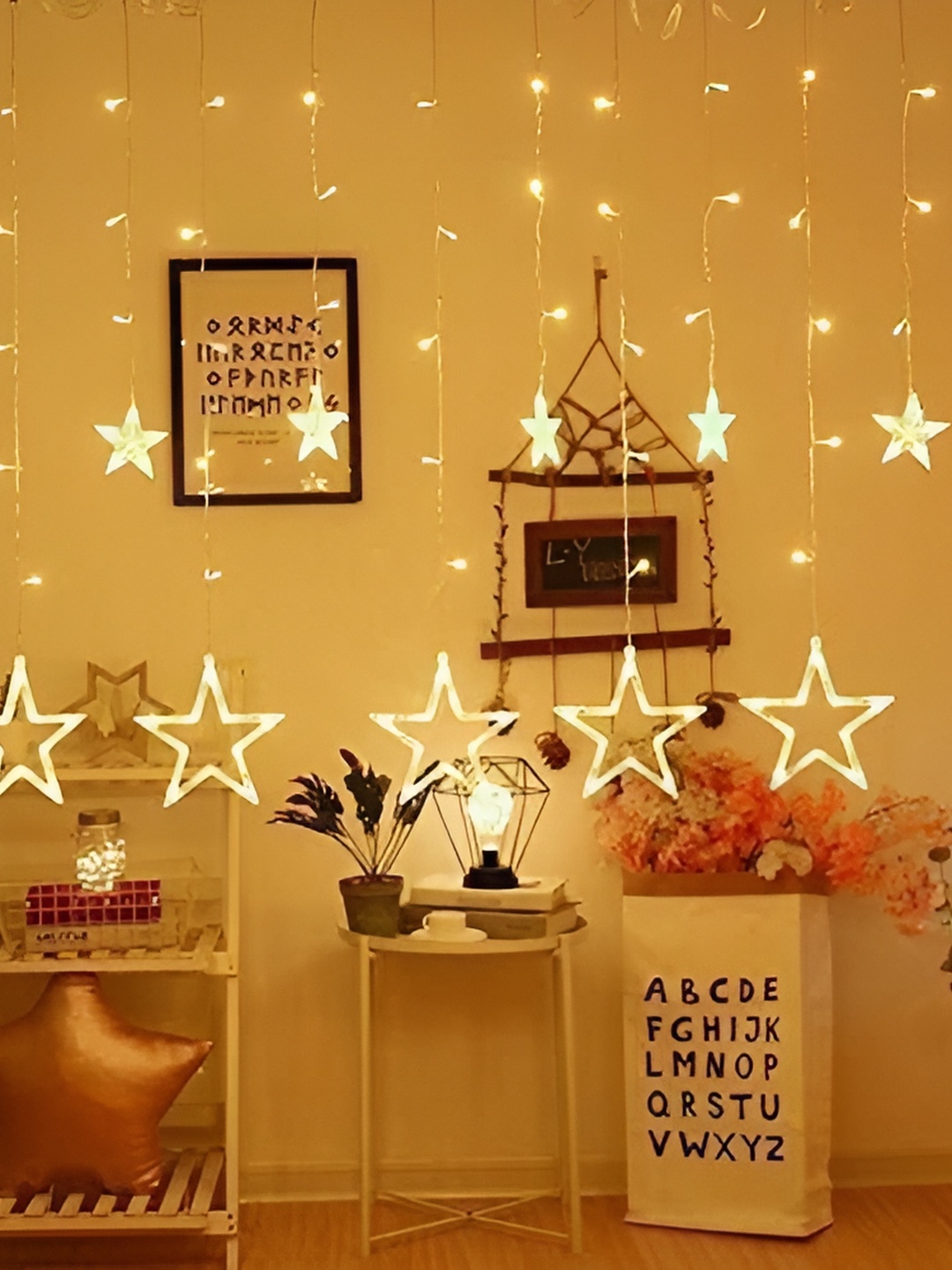 

SPARK WORLD White Star-Shaped String Lights