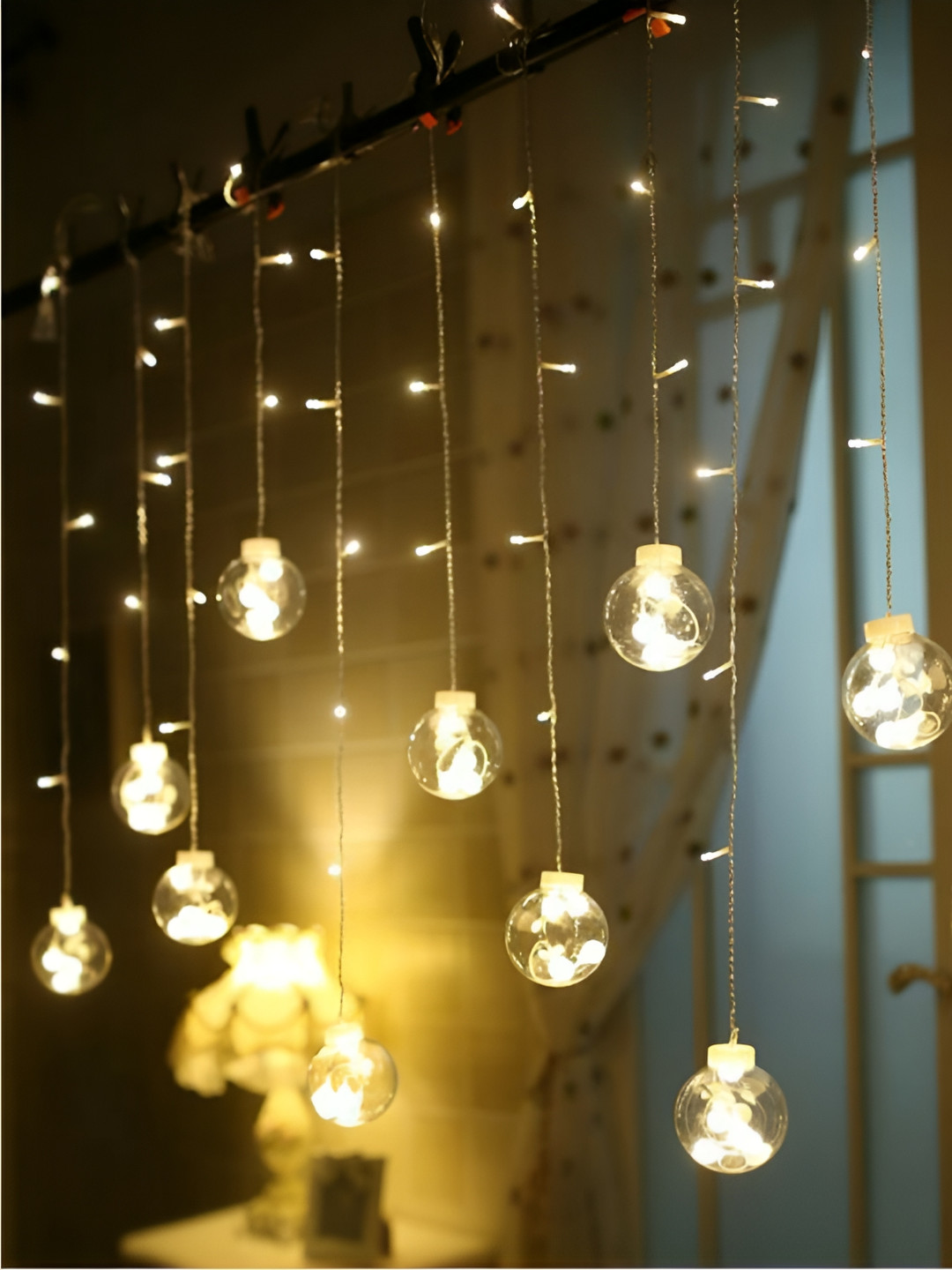 

SPARK WORLD Yellow Cylindrical Shape String Lights