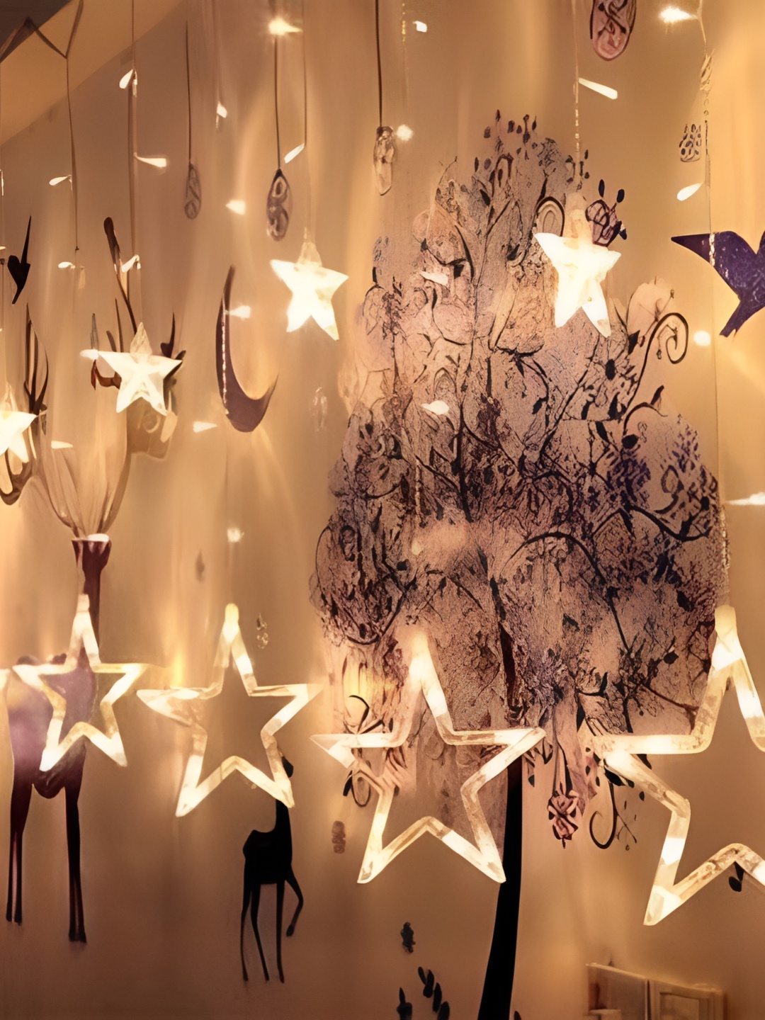 

SPARK WORLD Yellow Star-Shaped LED Curtain String Light