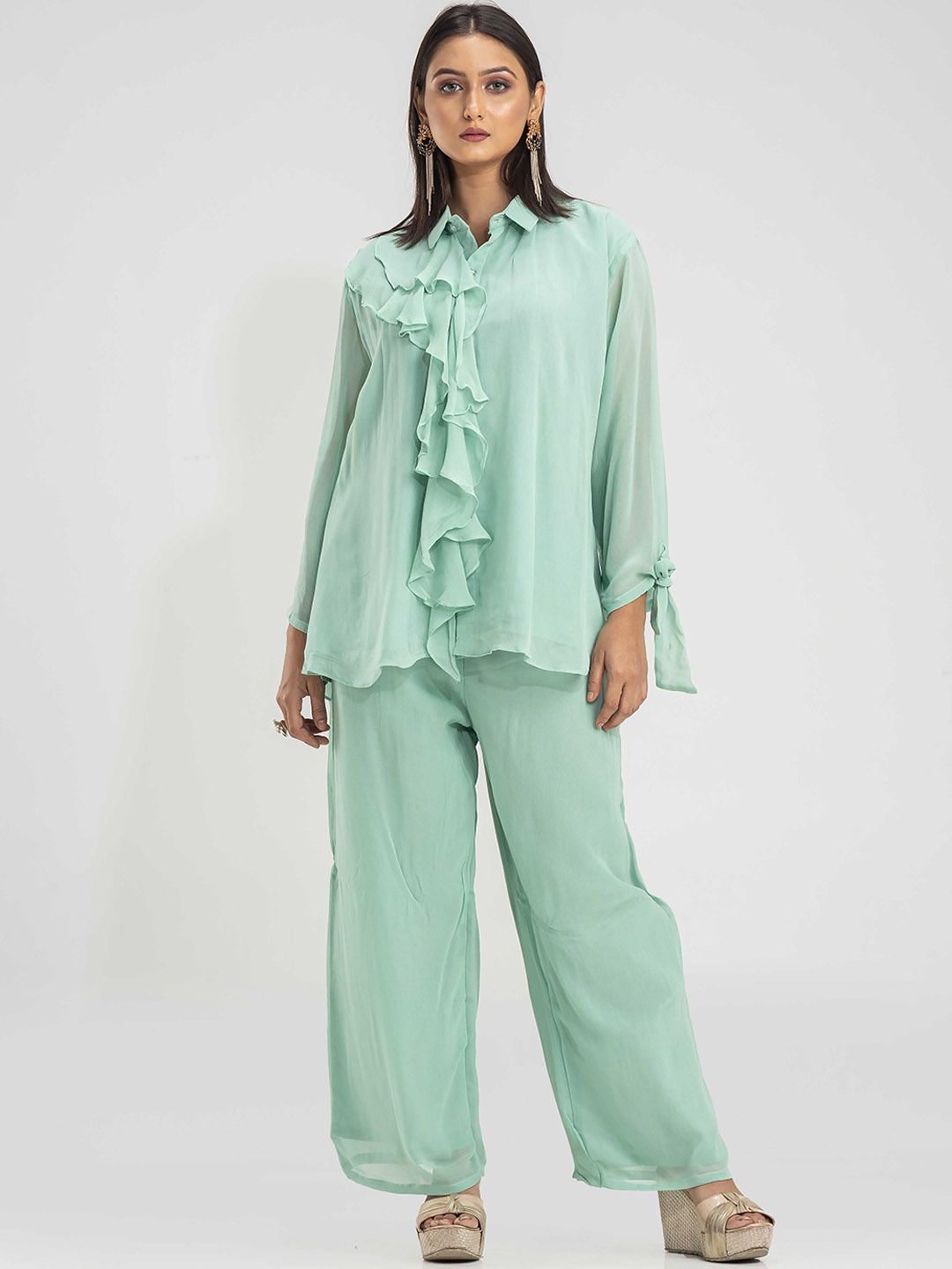 

SACRED SUTA Embroidered Shirt WithTrousers Co-Ords, Sea green