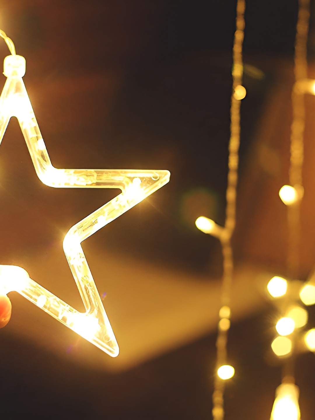 

SPARK WORLD Yellow Star Shaped Bulb LED String Lights