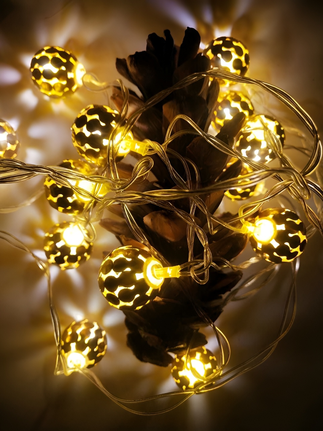 

SPARK WORLD Yellow Cylindrical Shaped String Lights
