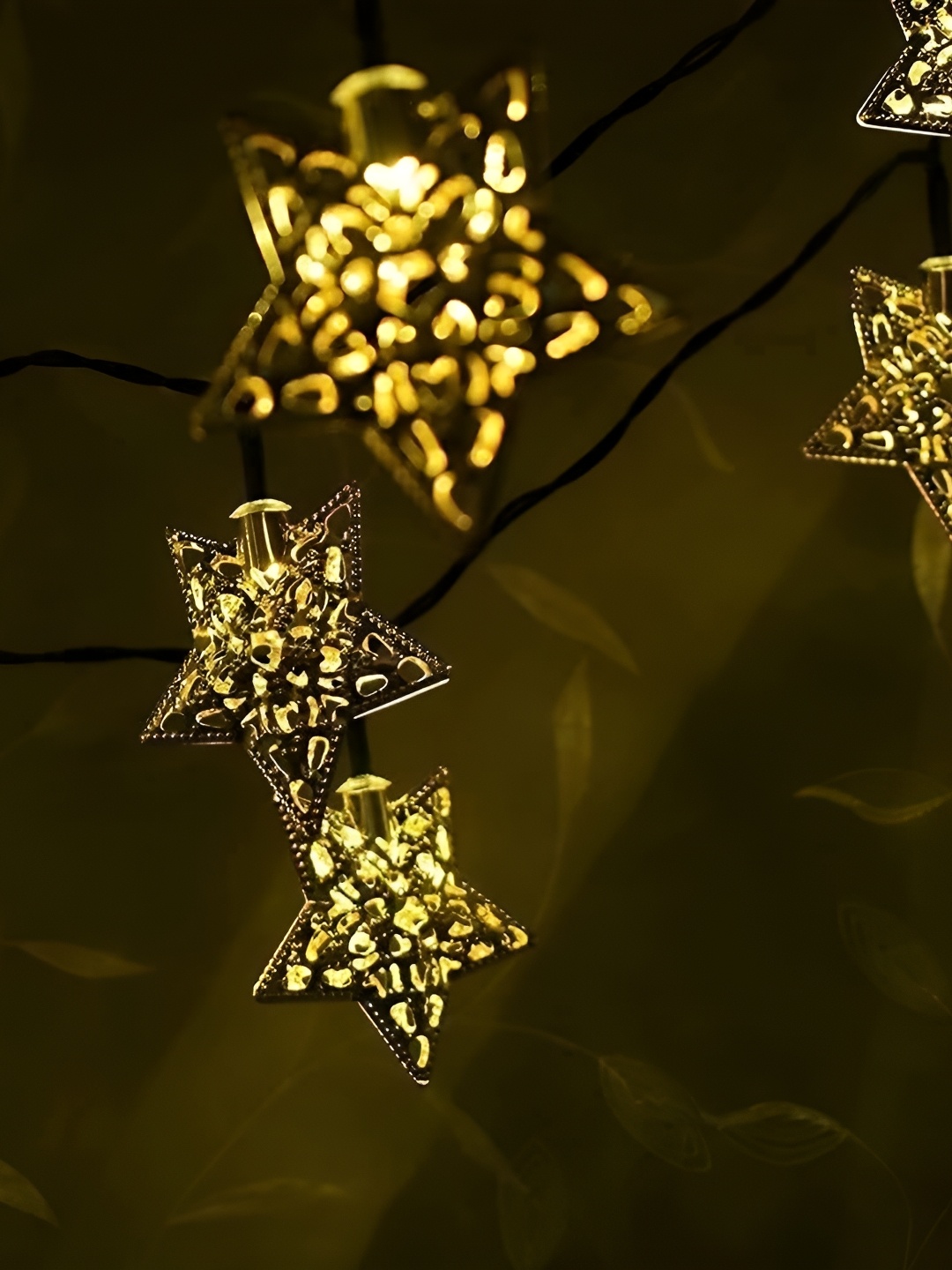 

SPARK WORLD Yellow Star-Shaped String Lights