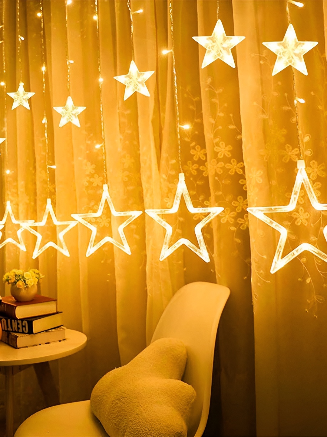 

SPARK WORLD Yellow Star-Shaped String Lights