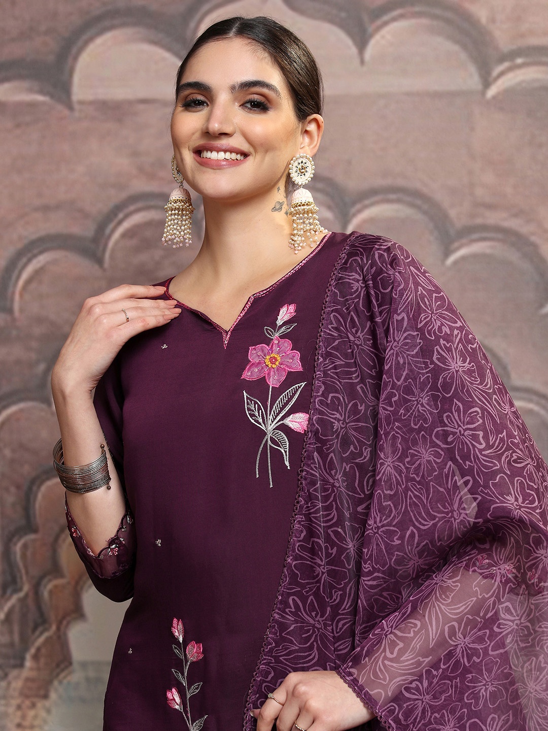 

Vishudh Floral Embroidered Regular Kurta with Trouser & Dupatta, Purple