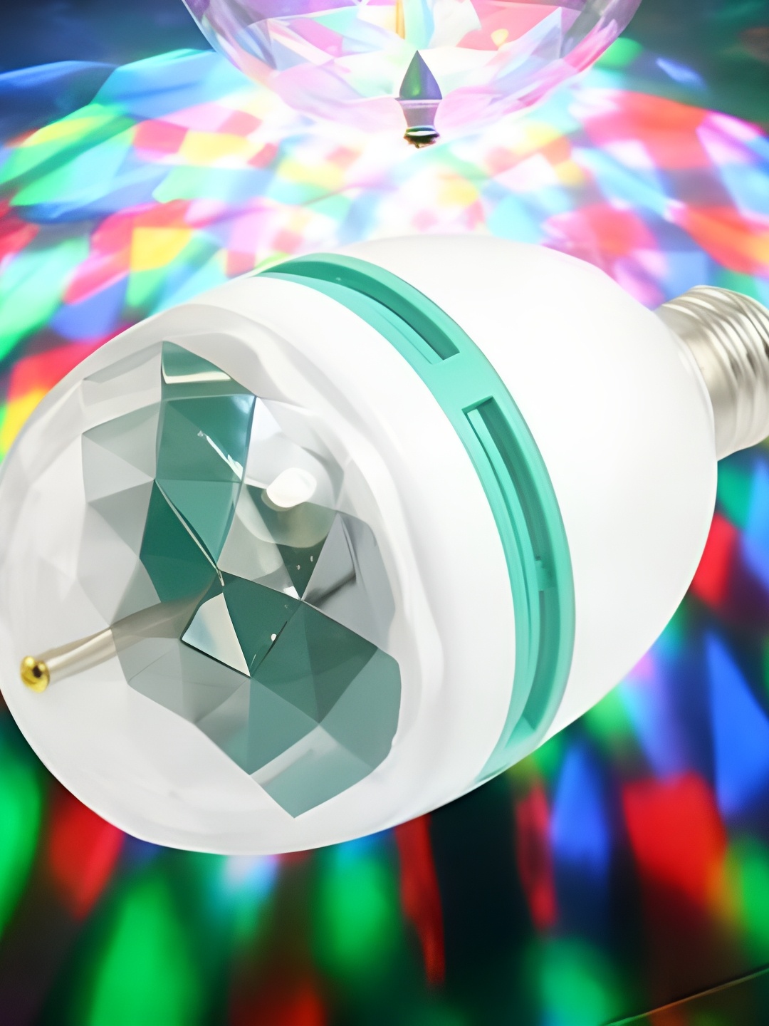 

SPARK WORLD White & Blue Disco Ball Bulb