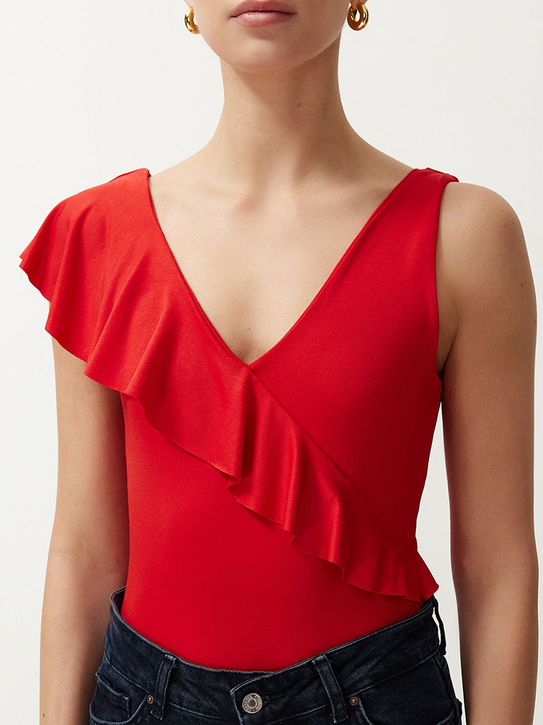 

Trendyol V-Neck Sleeveless Bodysuit, Red