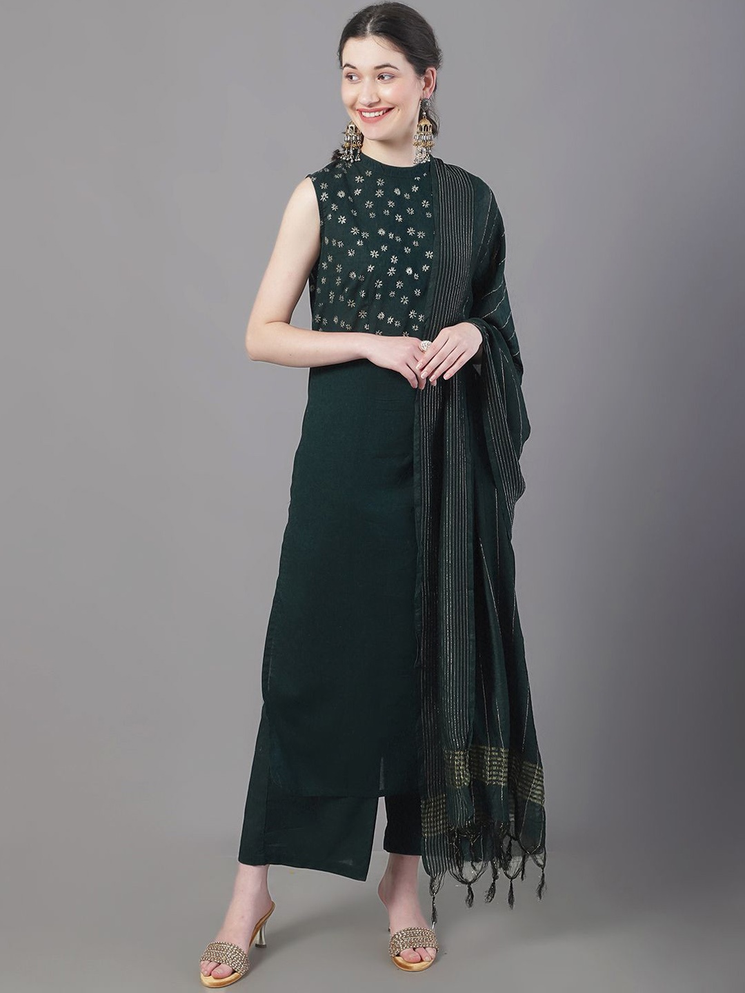 

Tulsattva Women Floral Printed Empire Thread Work Kurta with Palazzos & With Dupatta, Green