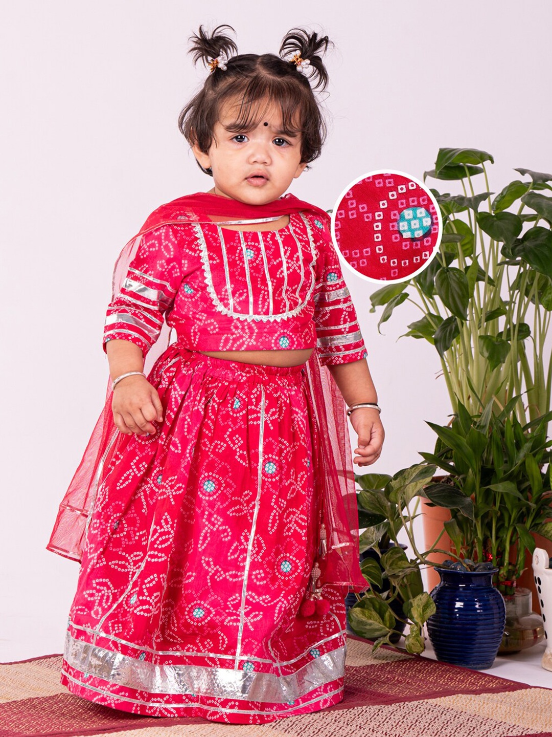 

VASTRAMAY Girls Bandhani Printed Gotta Patti Ready to Wear Lehenga & Blouse With Dupatta, Pink