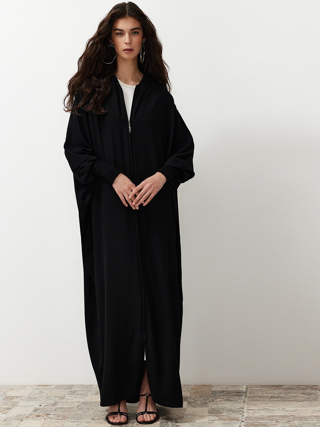

Trendyol Women Solid Longline Open Front Jacket, Black