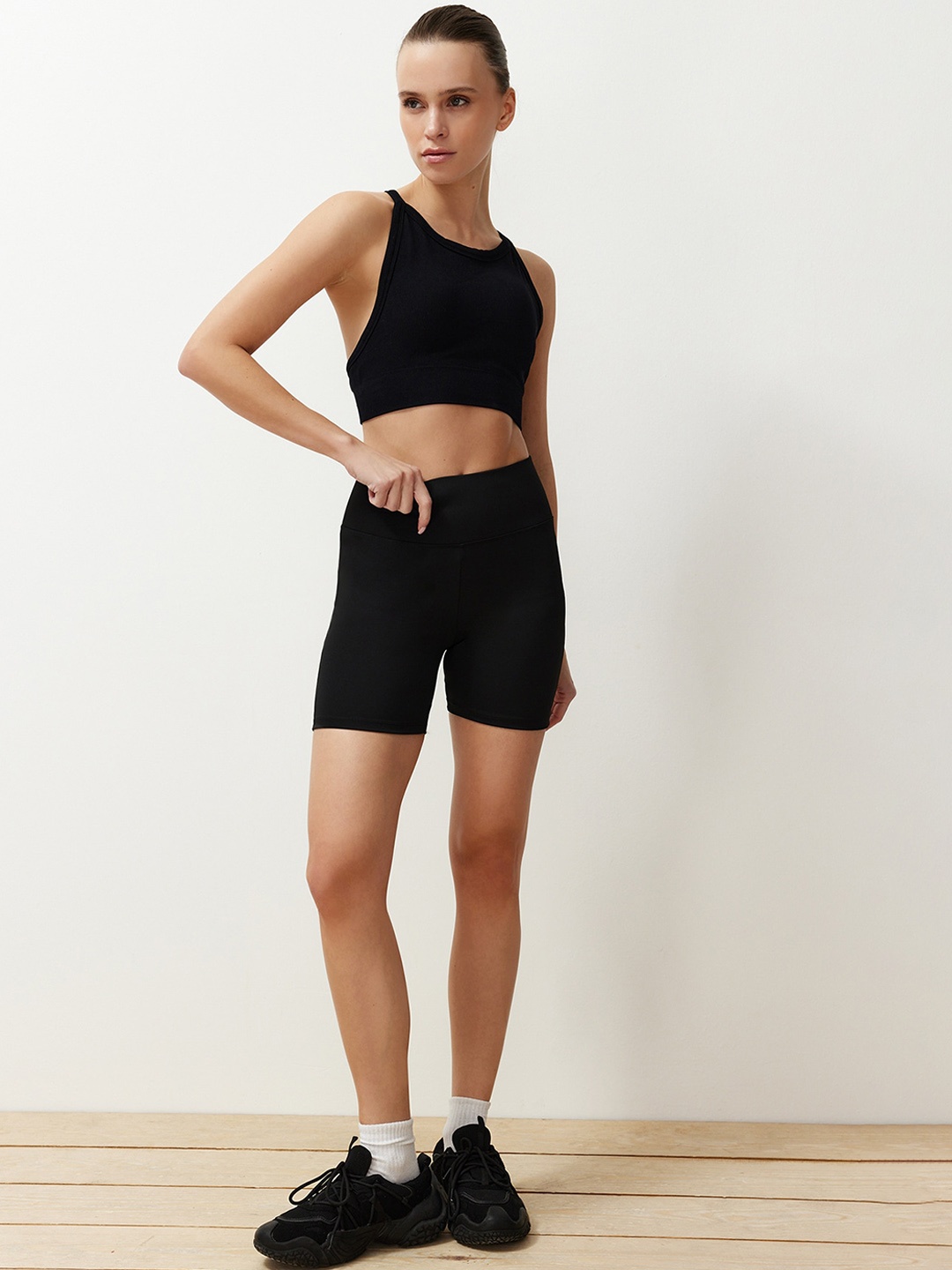 

Trendyol High-Rise Above Knee-Length Tights, Black