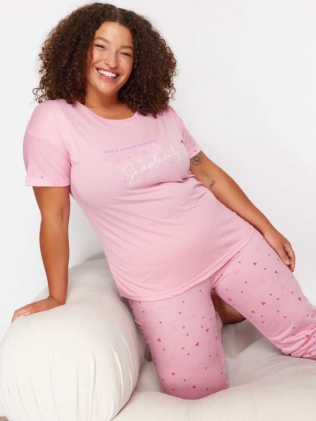 

Trendyol Printed Night suit, Pink