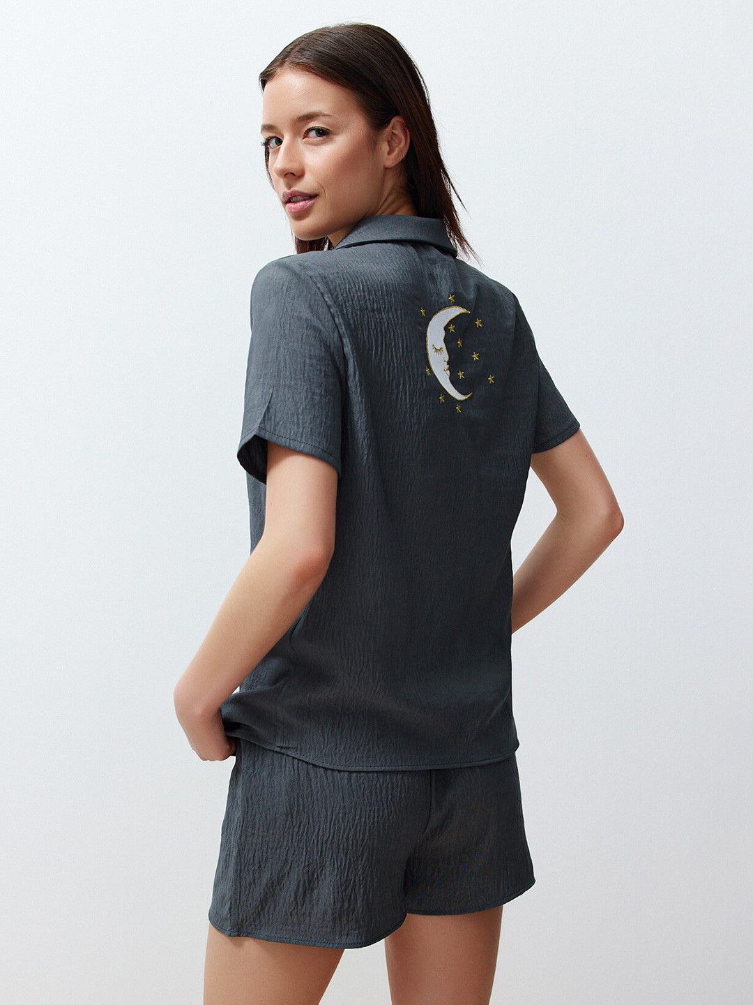 

Trendyol Lapel Collar Night suit, Grey