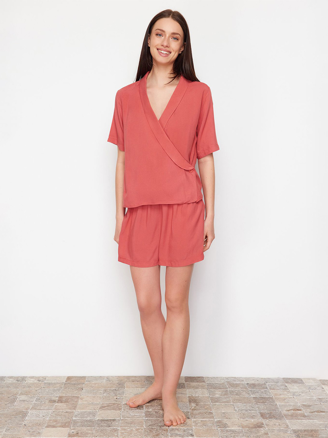 

Trendyol V-Neck Nightsuit, Red