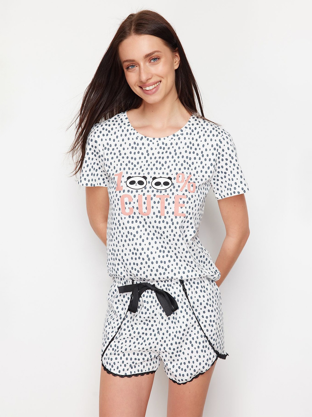 

Trendyol Geometric Printed Top With Shorts Night Suit, White