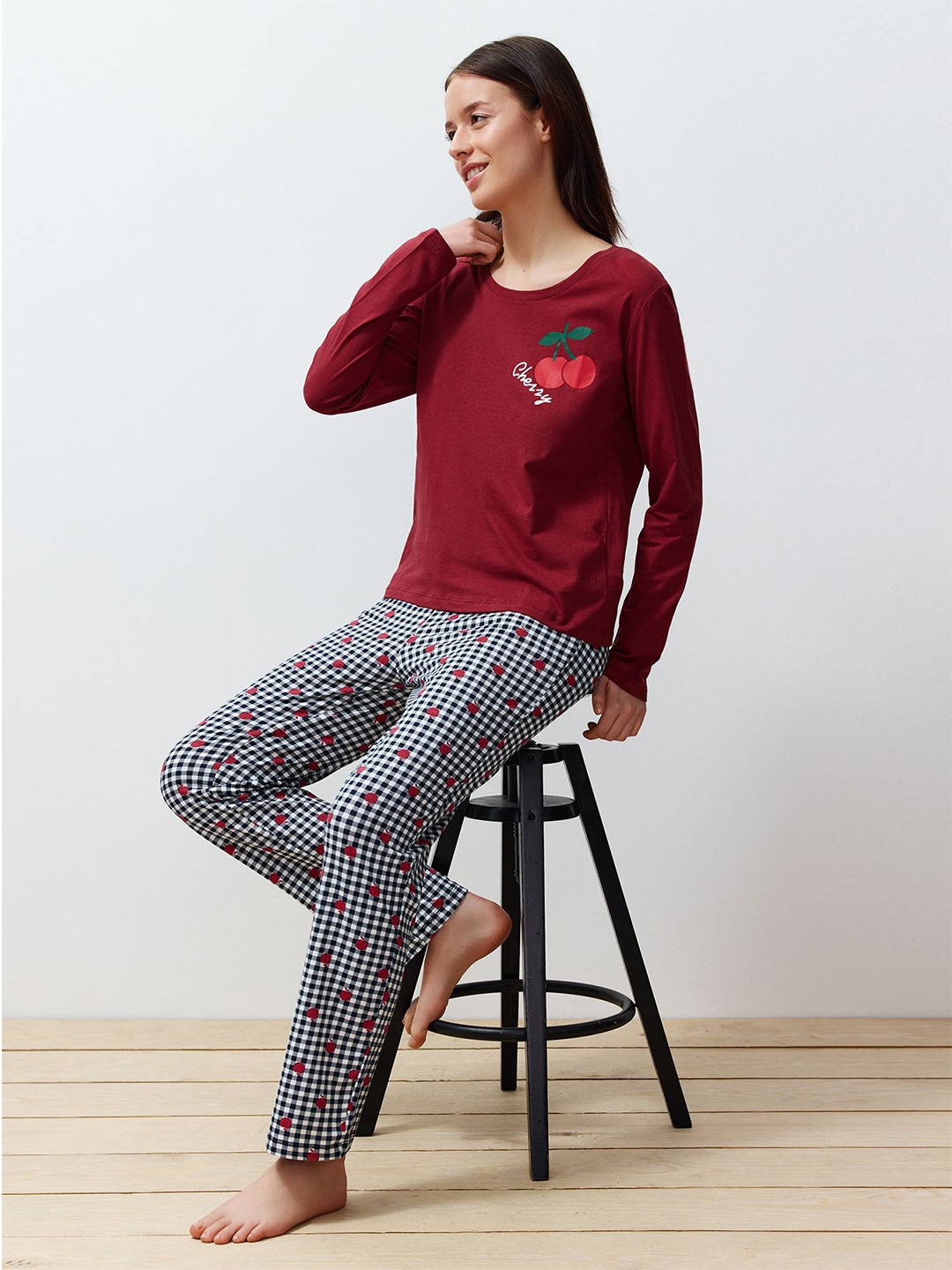 

Trendyol Printed Pure Cotton T-shirt With Pyjamas, Maroon